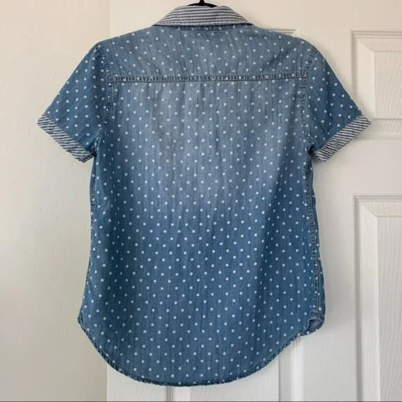 Urban Outfitters BDG Polka Dot Chambray Short Sleeve Button Down Top Extra Small - Picture 6 of 8